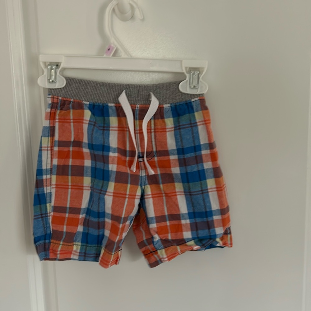 Kids clothing